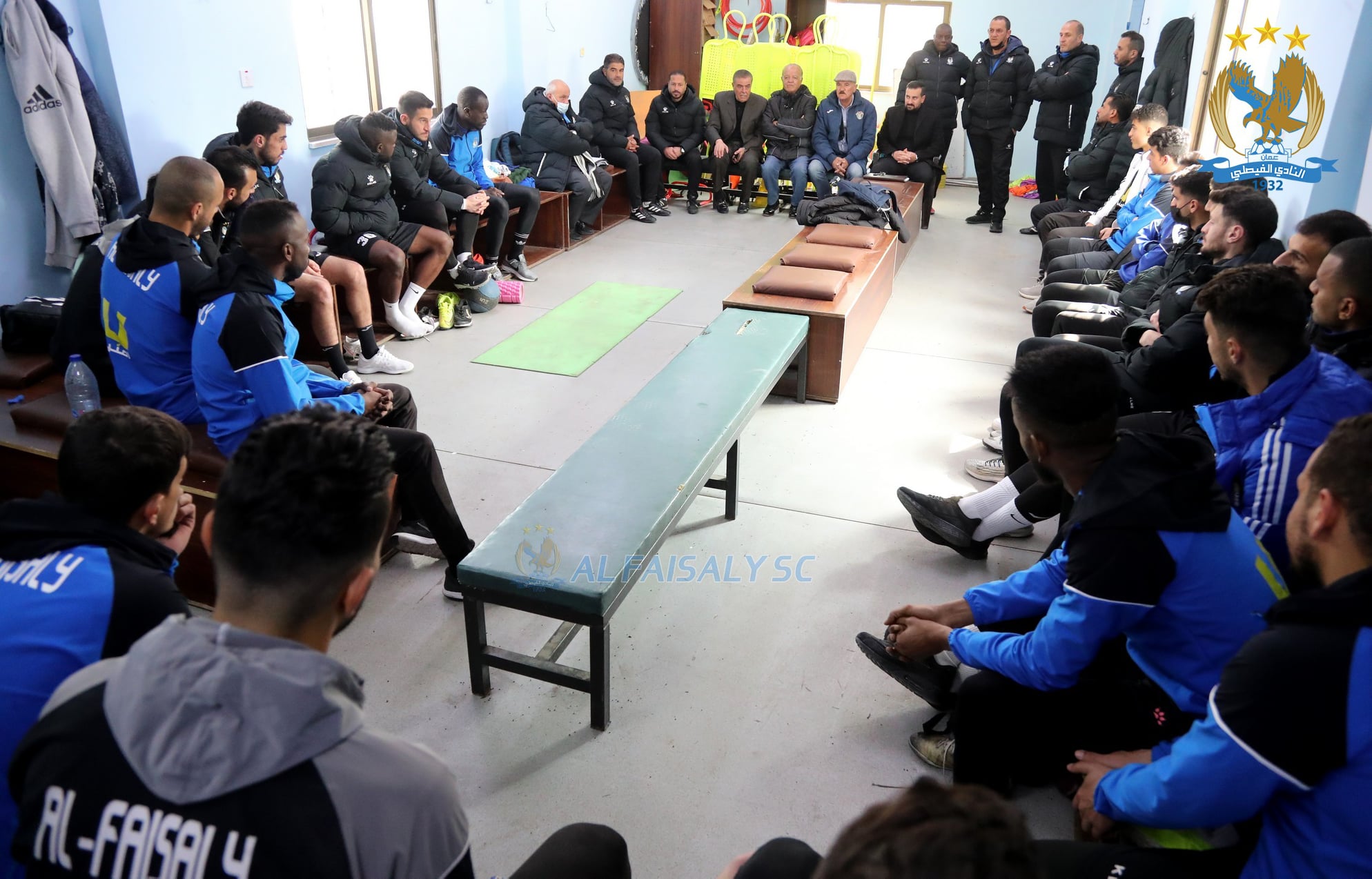 نضال الحديد يحفز اللاعبين