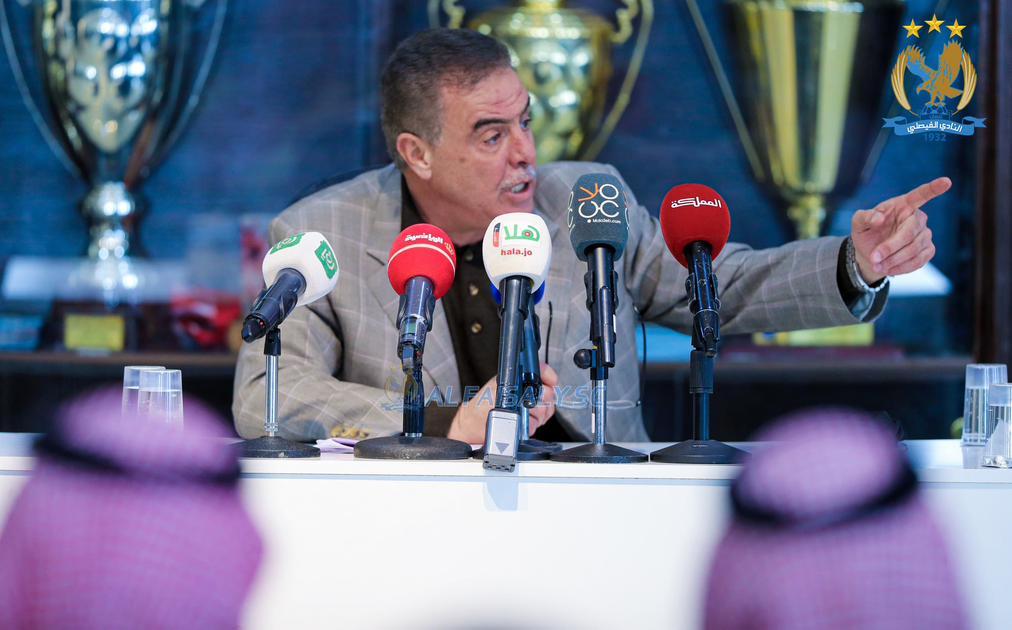 نضال الحديد يقدم استقالته