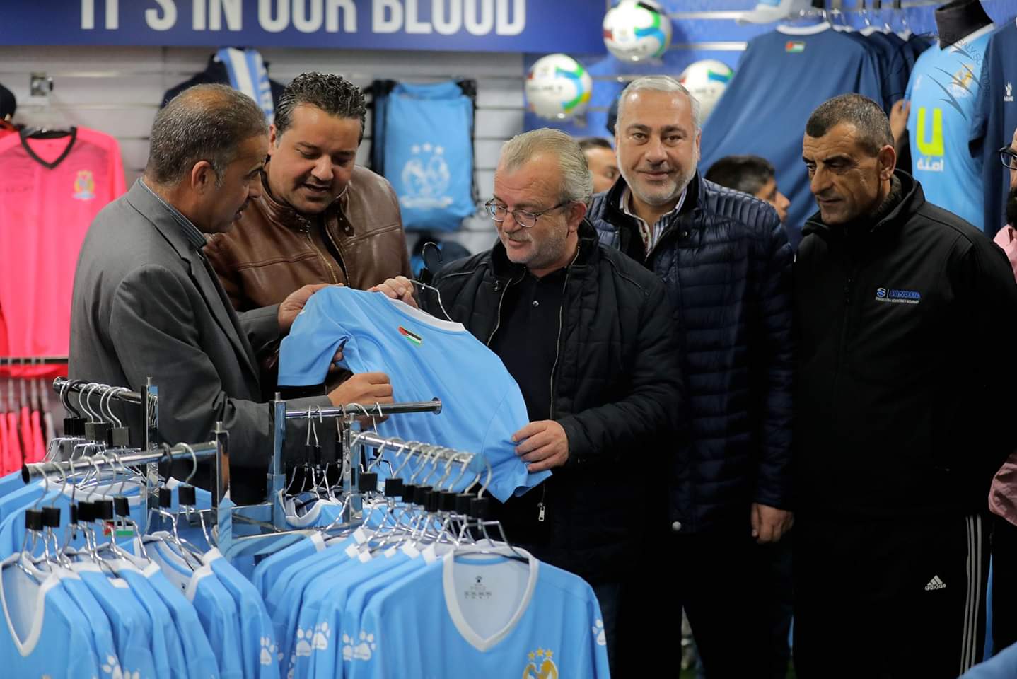 إفتتاج متجر النادي الفيصلي