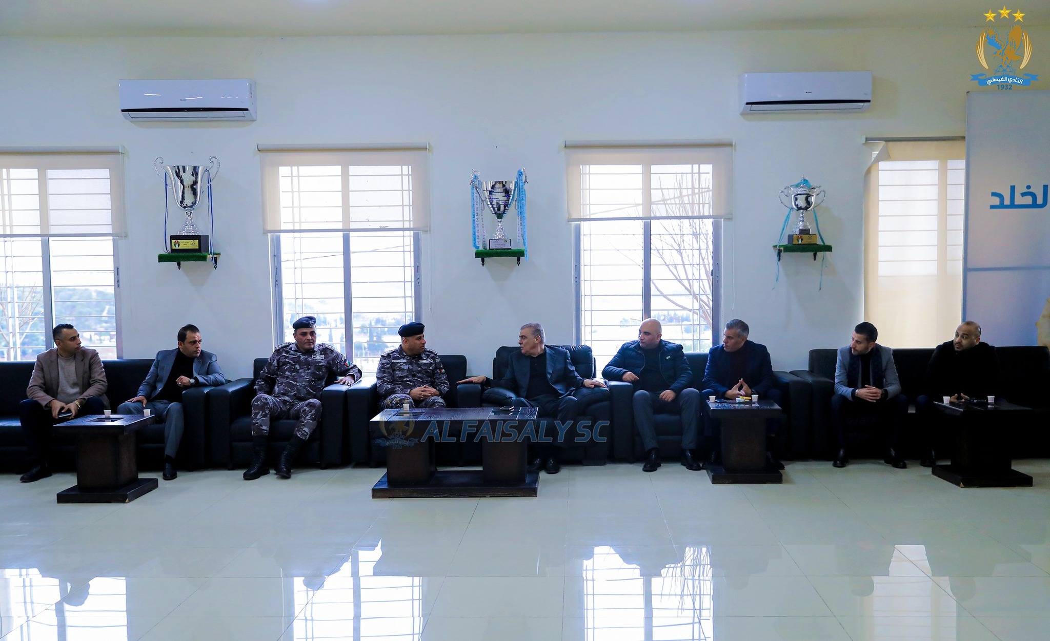 الفيصلي يستقبل وفد من وحدة أمن الملاعب
