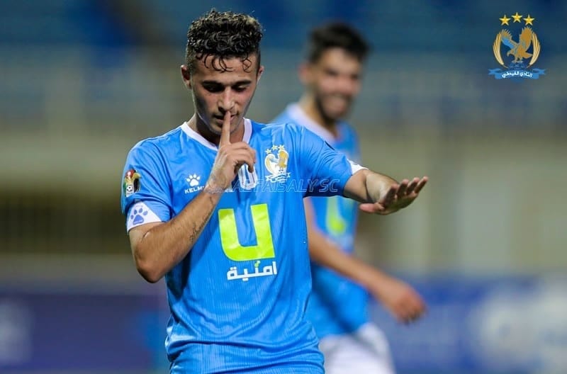 الشناينة يجدد عقده مع الفيصلي